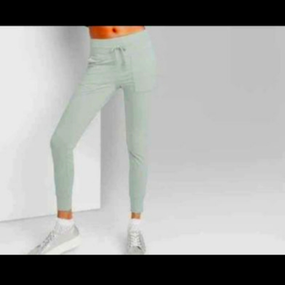 New Wild Fable Women's Joggers Front Pocket High Waist Draw String BCI Cotton